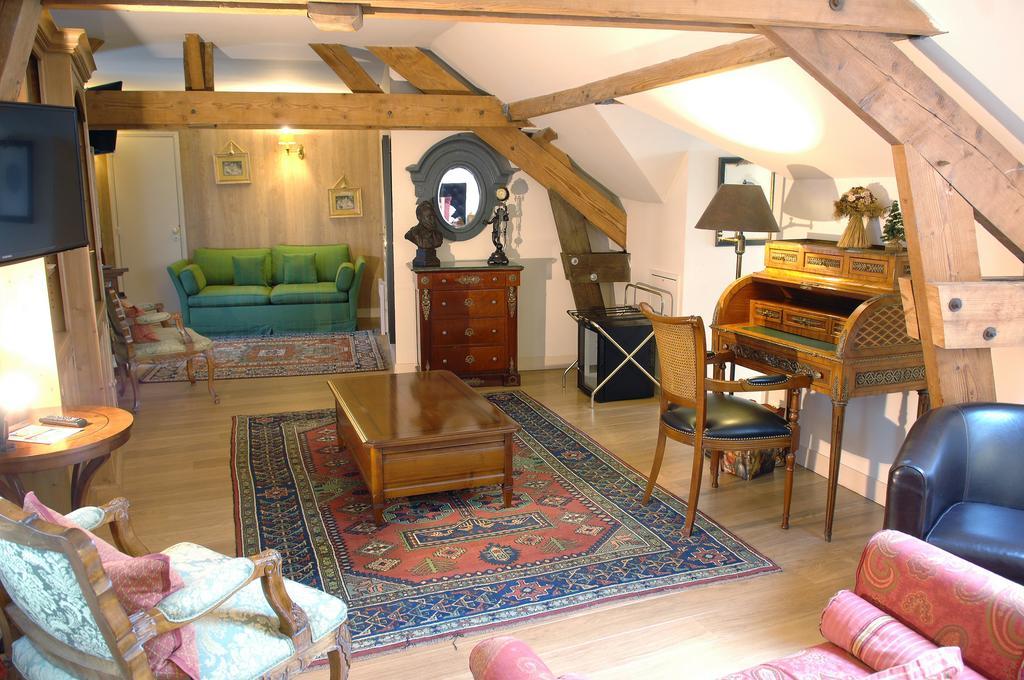Hostellerie Du Prieure サン・プリ エクステリア 写真