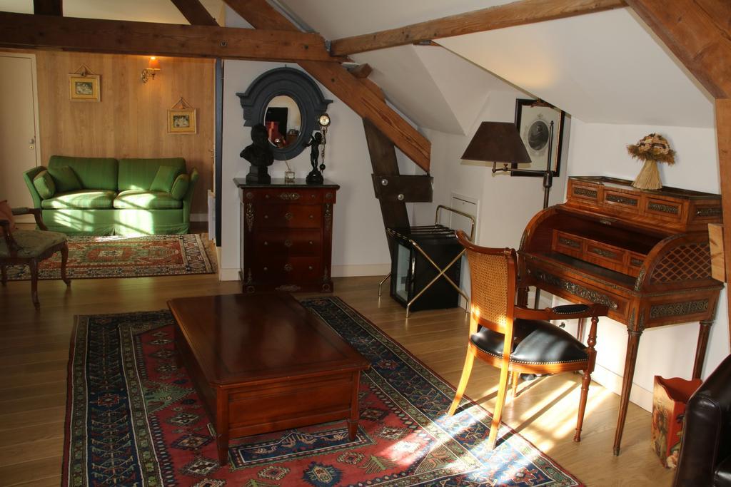 Hostellerie Du Prieure サン・プリ エクステリア 写真