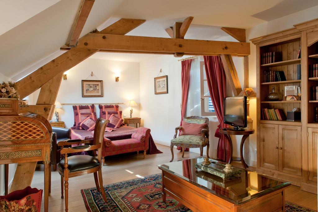 Hostellerie Du Prieure サン・プリ エクステリア 写真
