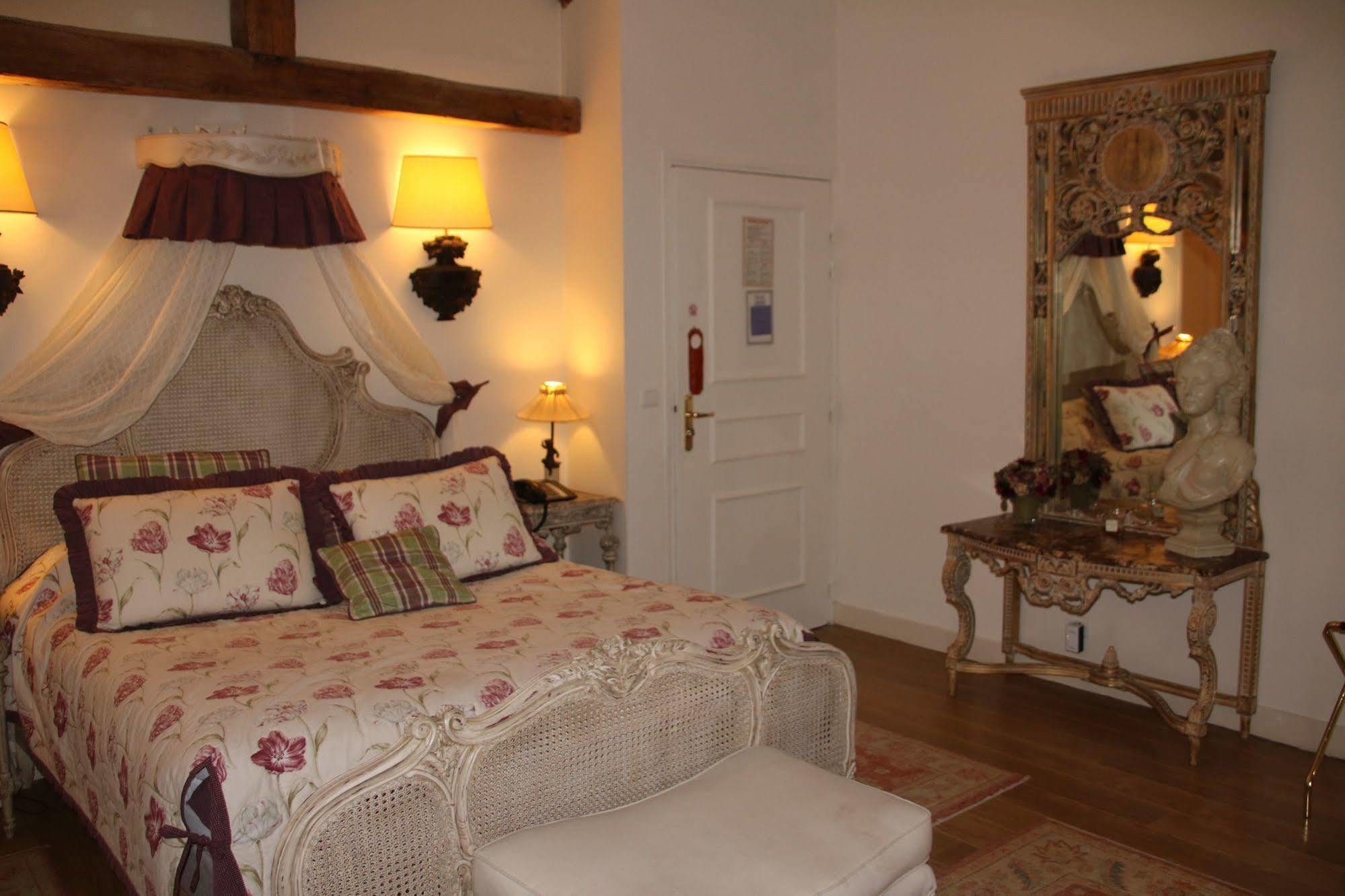 Hostellerie Du Prieure サン・プリ エクステリア 写真