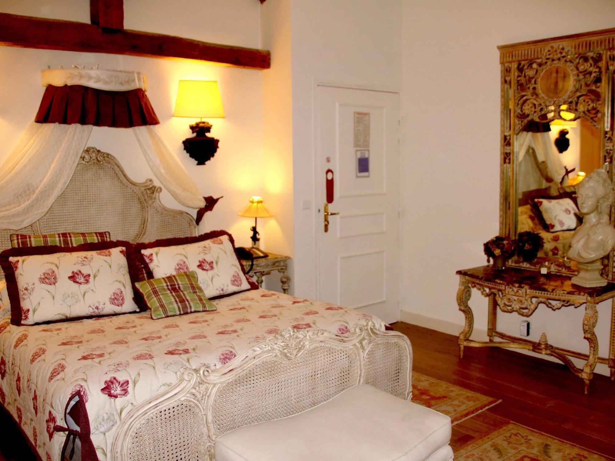 Hostellerie Du Prieure サン・プリ エクステリア 写真