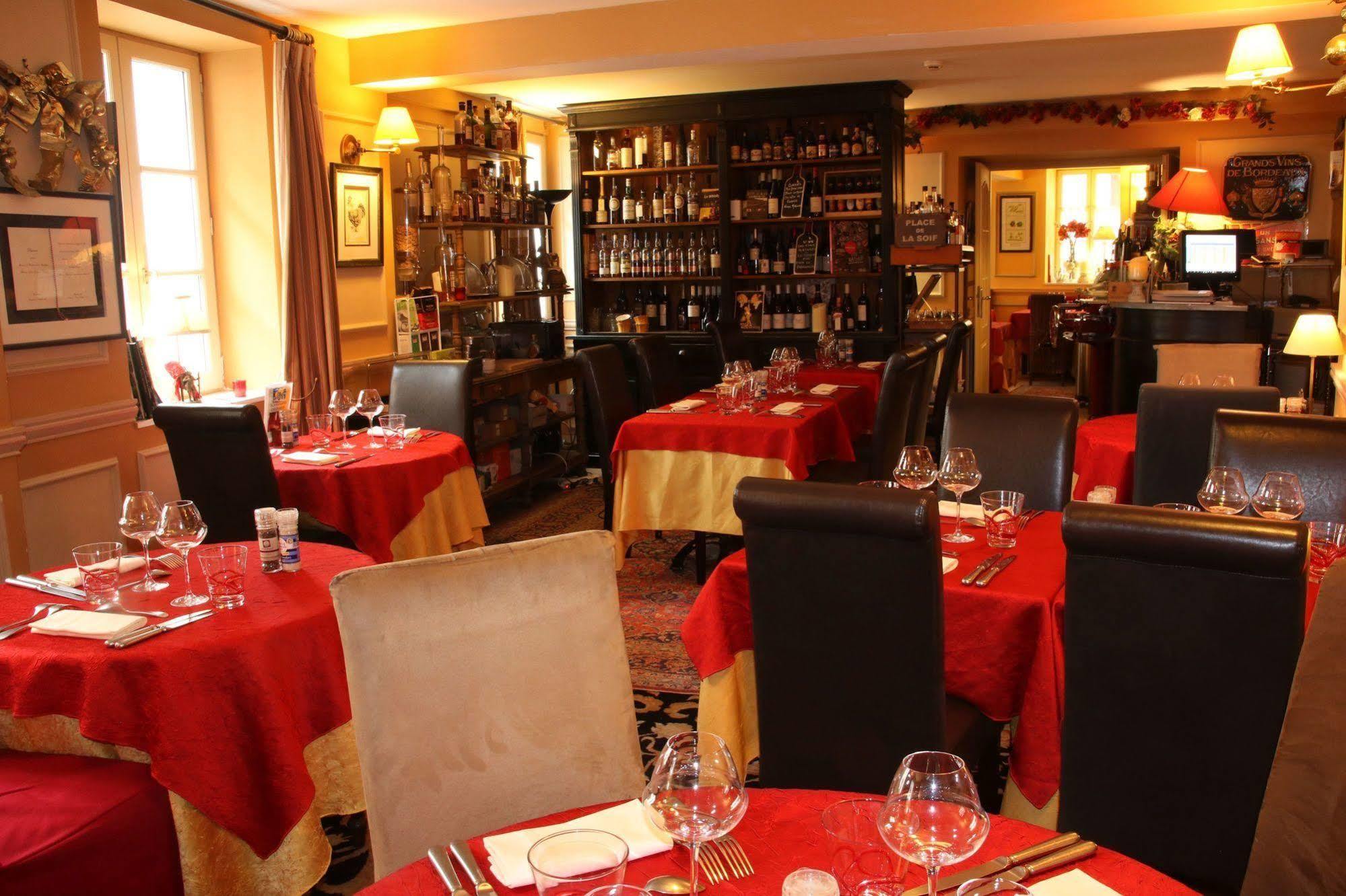 Hostellerie Du Prieure サン・プリ エクステリア 写真